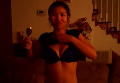 Maya Davis puta assistir vídeo pornô de anão fodendo com Mickey chained mod
